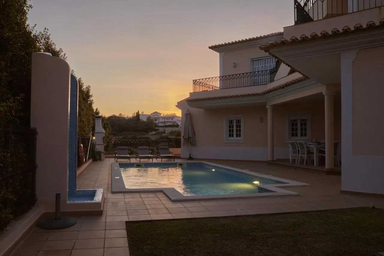 Villa Monte Das Oliveiras Lux - 600M From The Beach - Swimming Pool - Wi Fi - Aircon Albufeira 0*,  Portugal